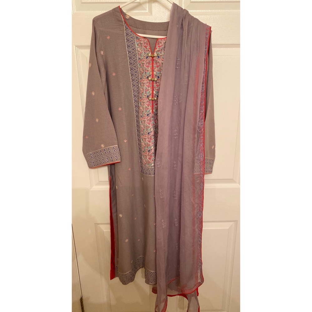 Wedding and Party Wear Embroidery Salwar Kameez